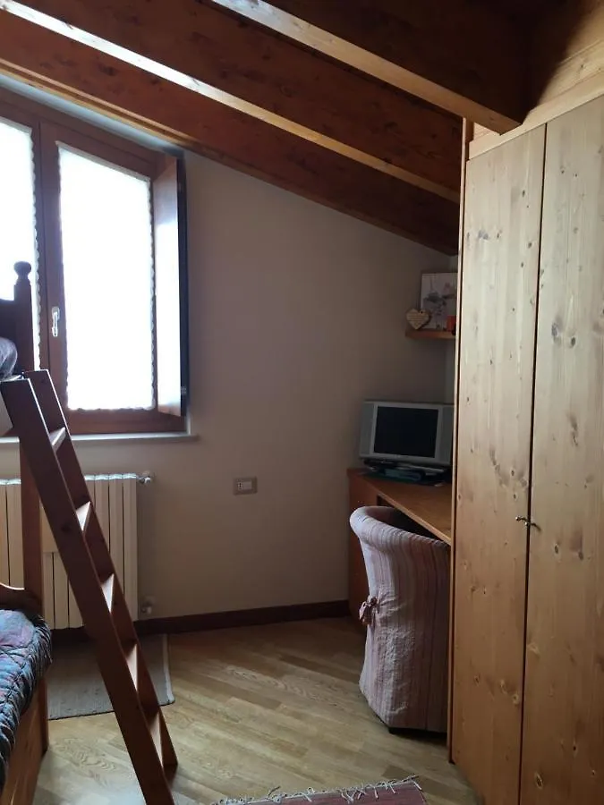 La Vista Sulla Valmalenco Apartment Lanzada Italy